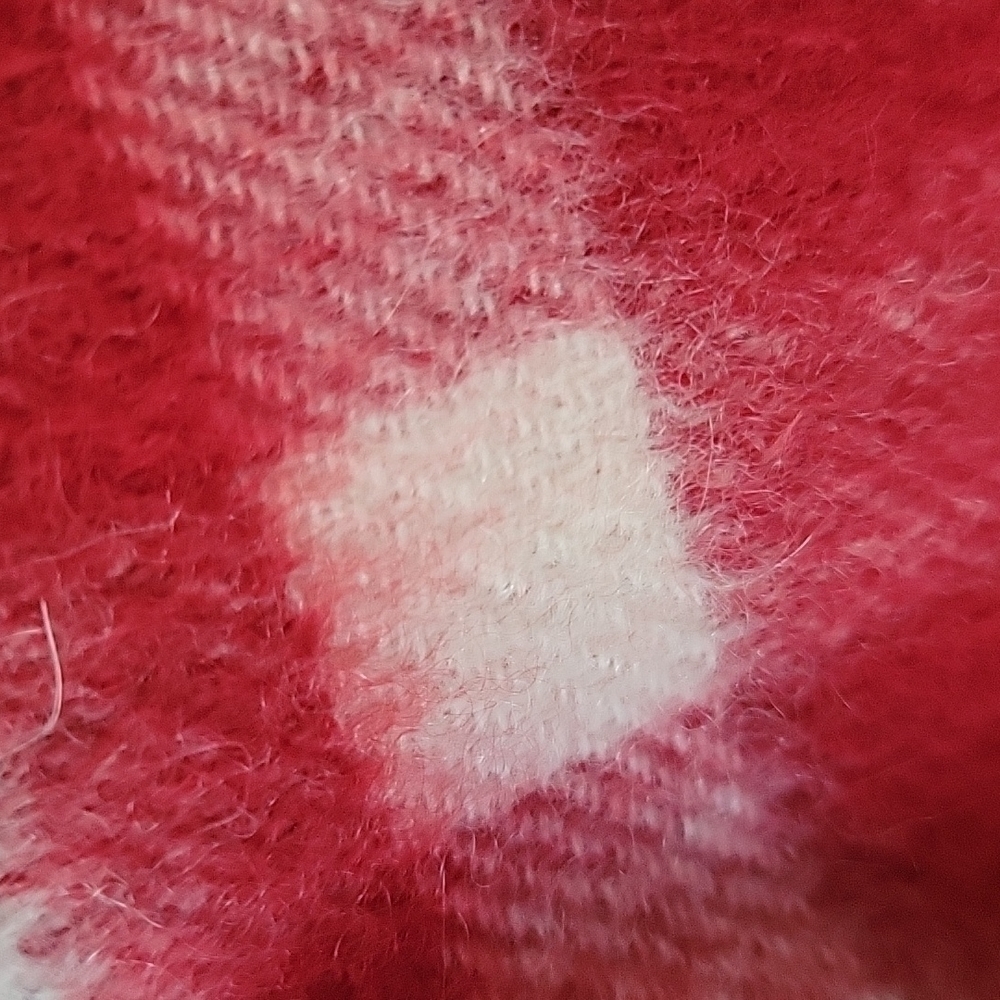 Cashemere Charter Club Exploded Signature Red Plaid Soft Scarf Fringe Holiday - Picture 11 of 14